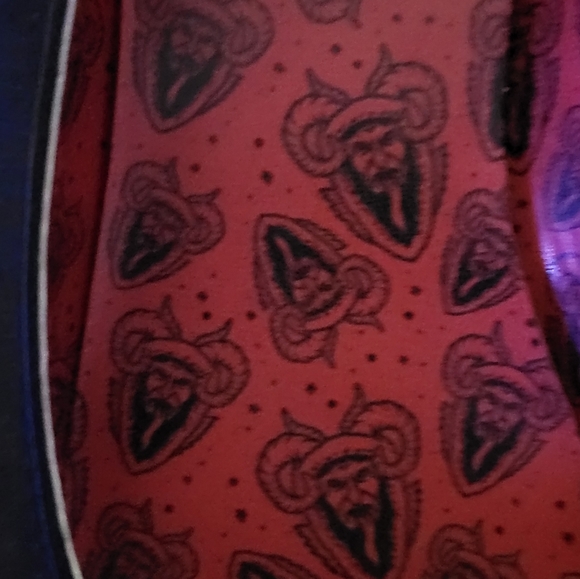 Rare limited edition krampus black flats like/new yru - Picture 2 of 3